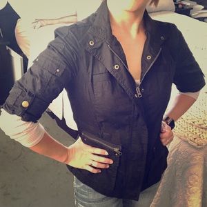 Black light weight drawstring military jacket